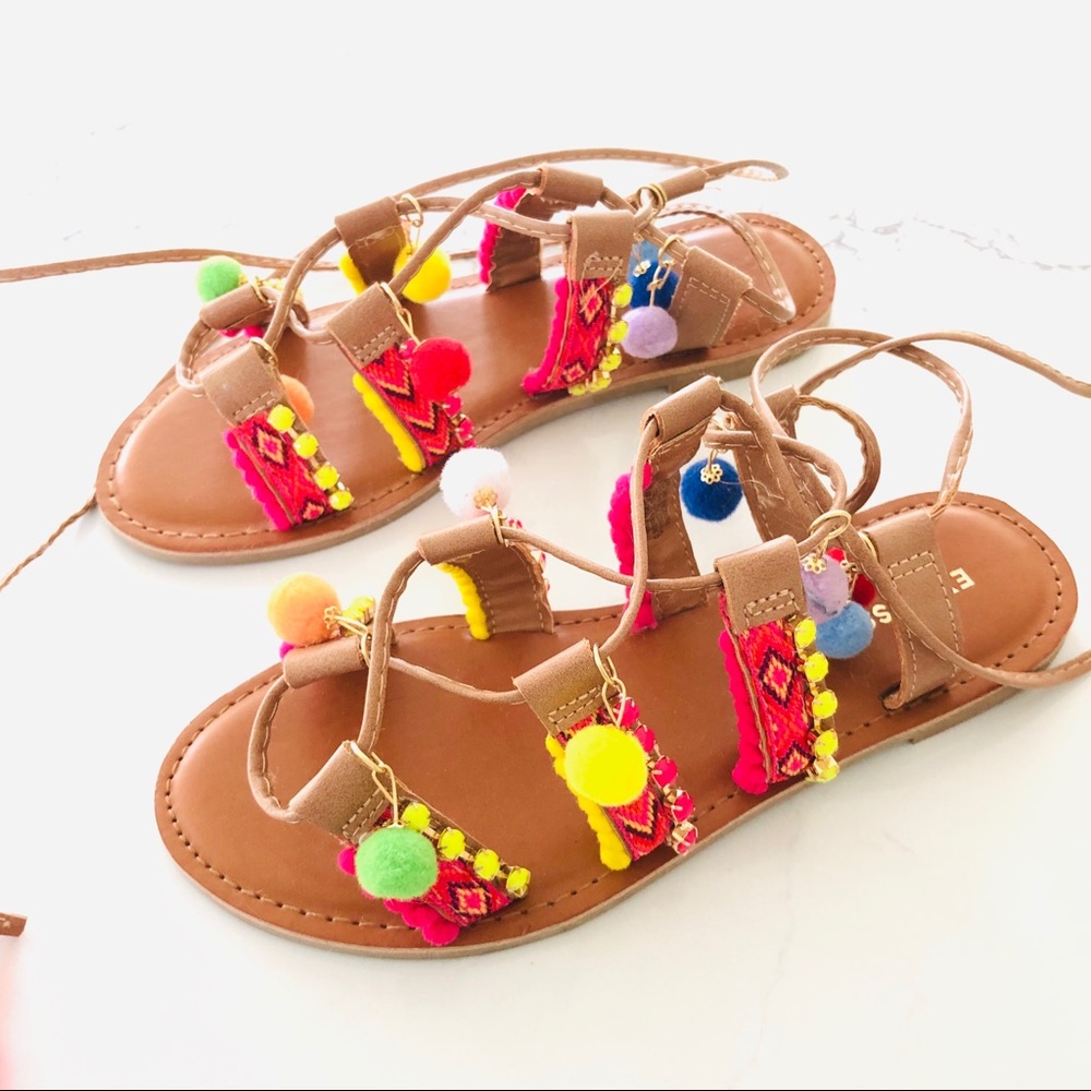 Express Charm Pom Lace-Up Sandals - Picture 3 of 7
